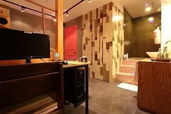 Hotel Yaja Seoul 2*,